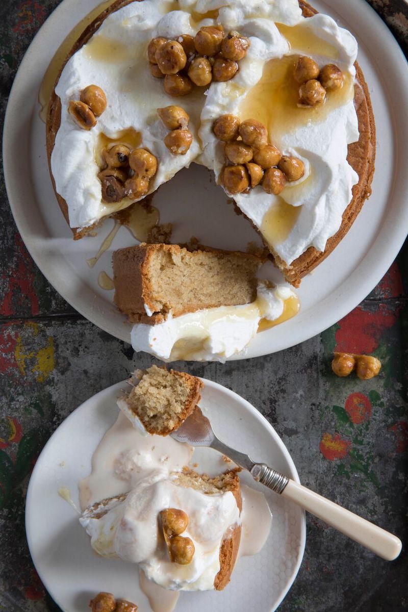 Turrón Cake